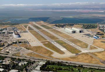 Photo of Moffett Federal Airfield