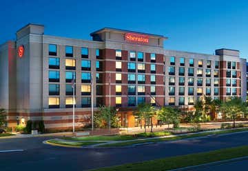 Photo of Sheraton Herndon Dulles Airport Hotel