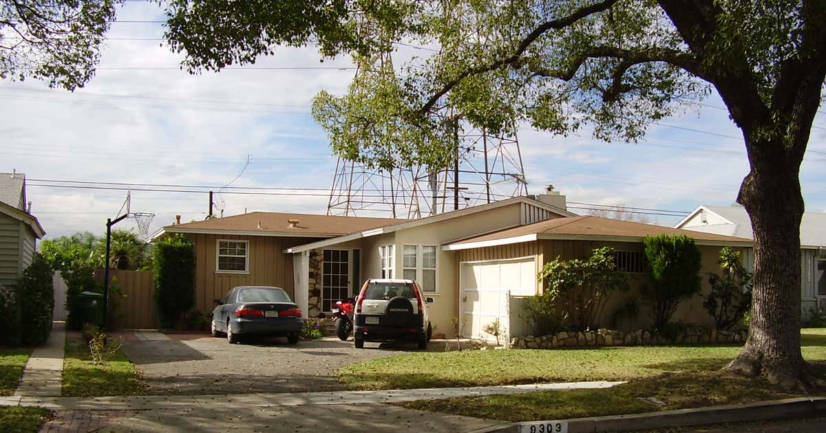 McFly's House (1985) Back To The Future, Los Angeles Roadtrippers