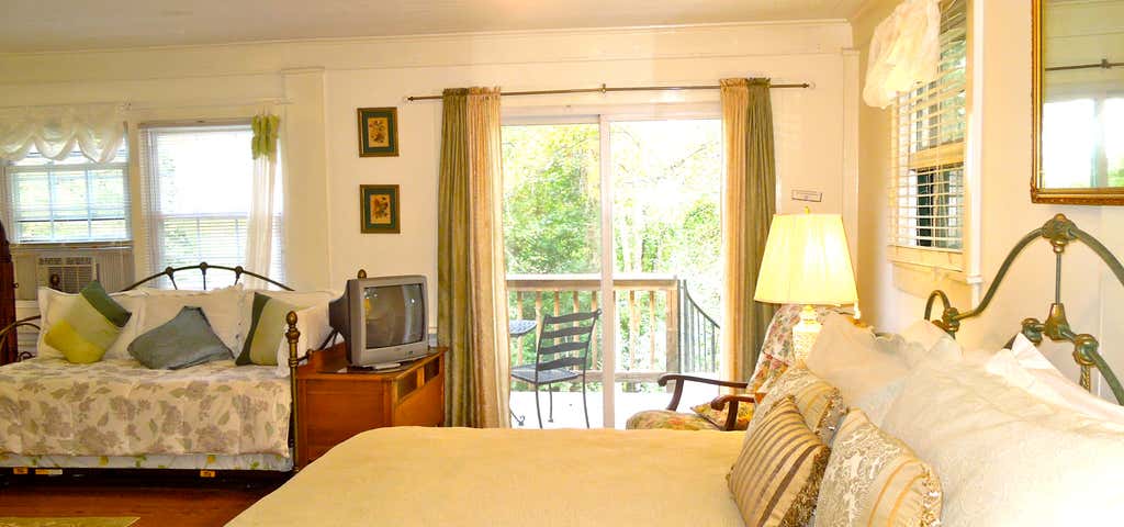 Photo of Canyonside Bed and Breakfast