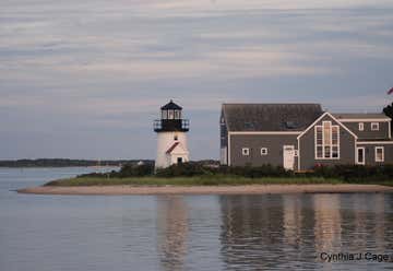 Photo of Hyannis Lighthouse