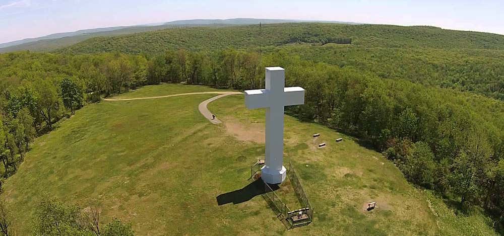 Photo of 60-Foot-Tall Steel Cross