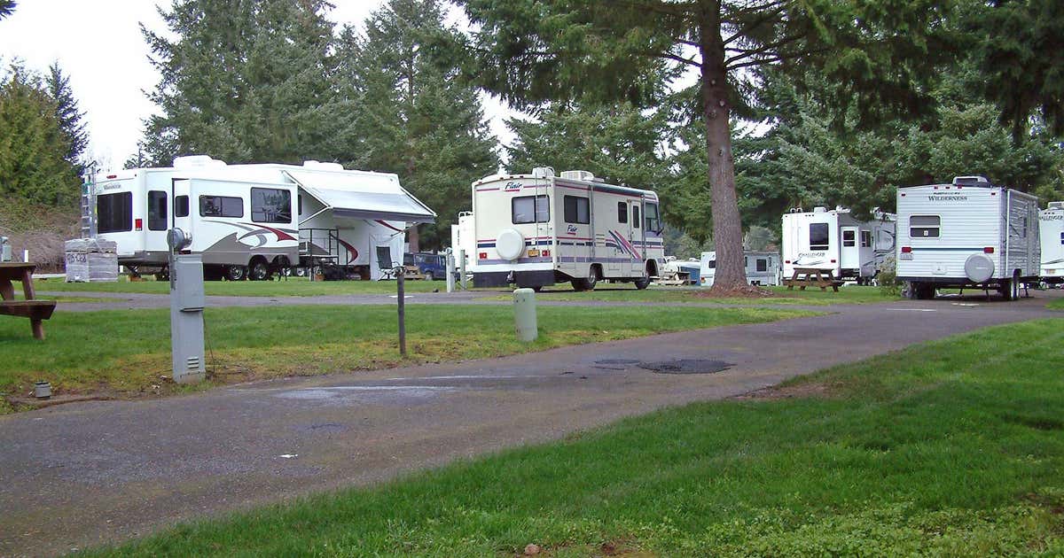 Lakeview RV Park, Monticello Roadtrippers