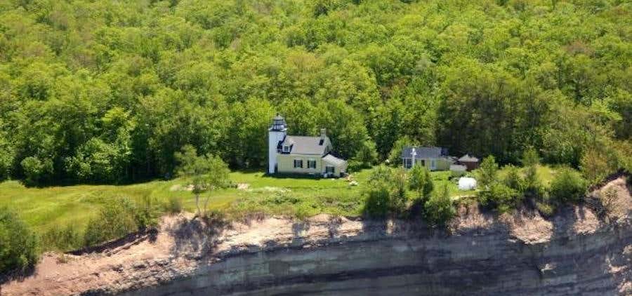 Photo of Grand Island North Lighthouse