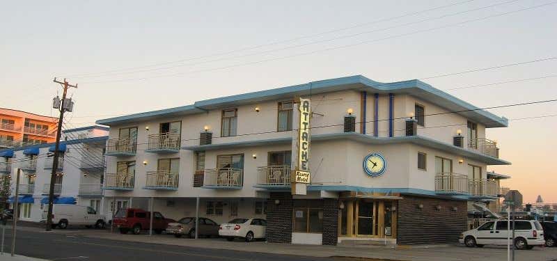 Photo of Attache Resort Motel