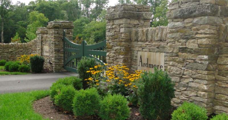 Ardmore Farm, Versailles Roadtrippers