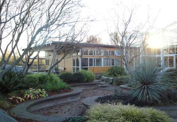 Photo of Center for Urban Horticulture McVay Courtyard