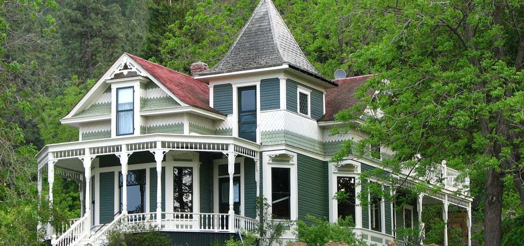Photo of Mosier House Bed and Breakfast