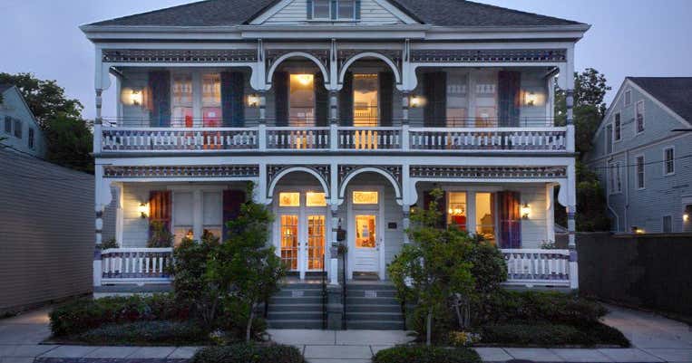 Maison Perrier, New Orleans Roadtrippers