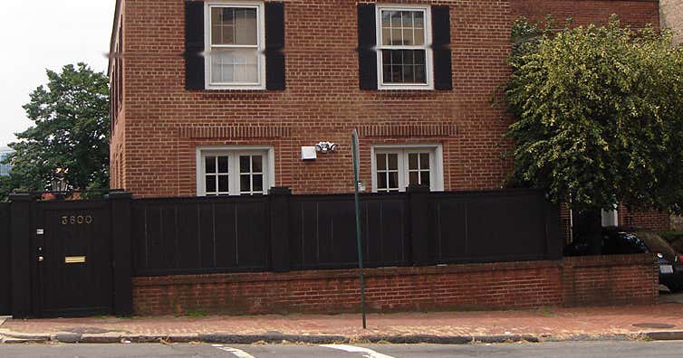 The Exorcist House  Washington Roadtrippers