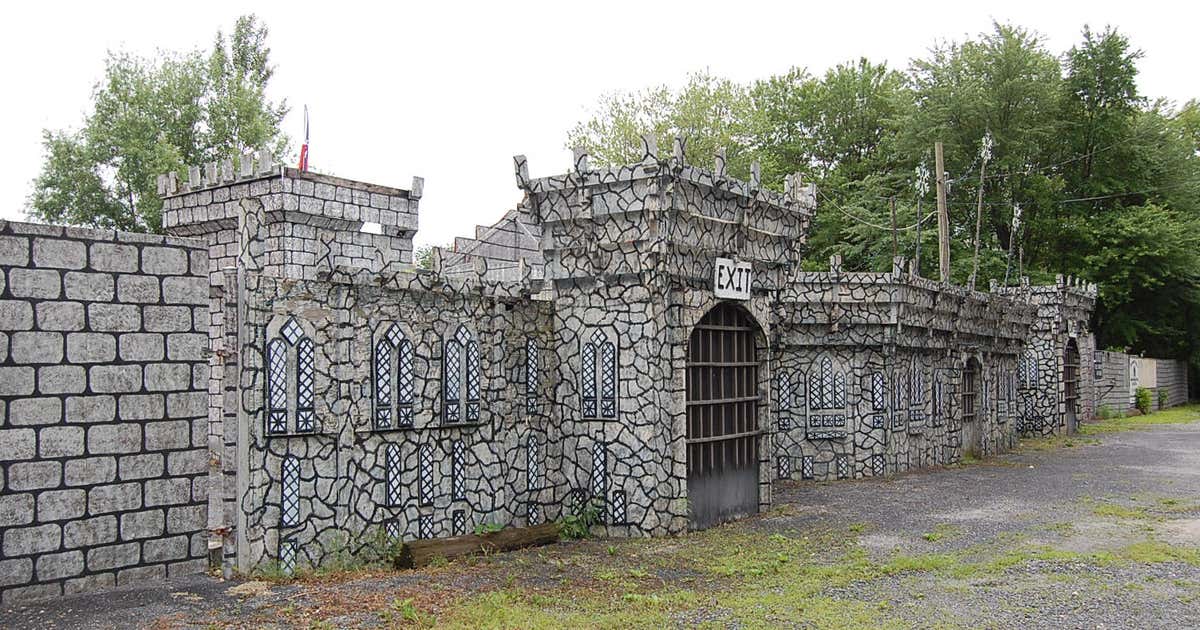 Castle Good Knight, Beltsville Roadtrippers