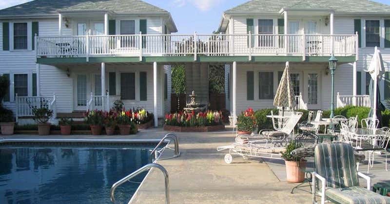 Annie's Inn Bed & Breakfast, Aiken Roadtrippers