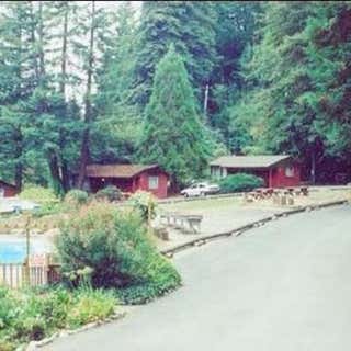 Jaye's Timberlane Resort