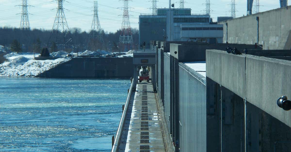 St.Lawrence Robert Moses Power Dam, Massena Roadtrippers