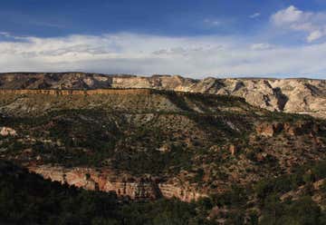 Photo of Escalante Petrified Forest State Park