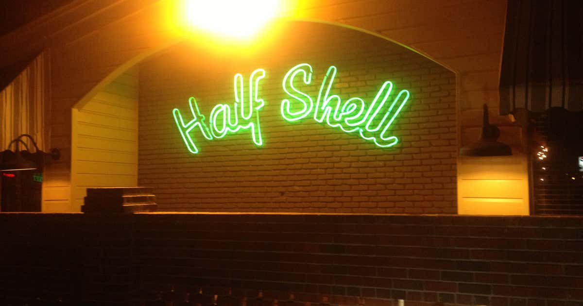 The Half Shell, Memphis Roadtrippers