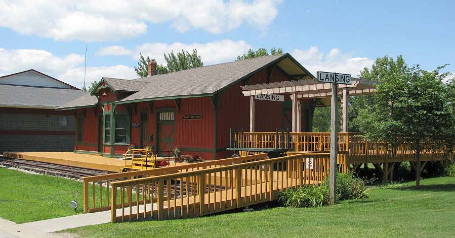Lansing Historical Museum, Lansing Roadtrippers