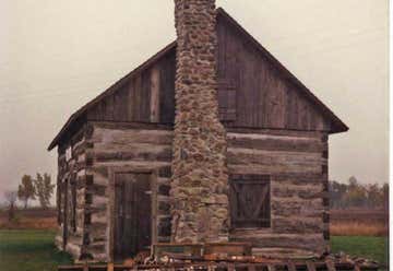 Photo of Elkton Log Cabin Museum