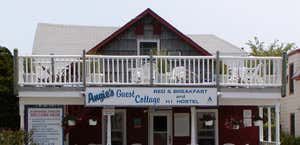 Angie’s Guest Cottage & Hostel