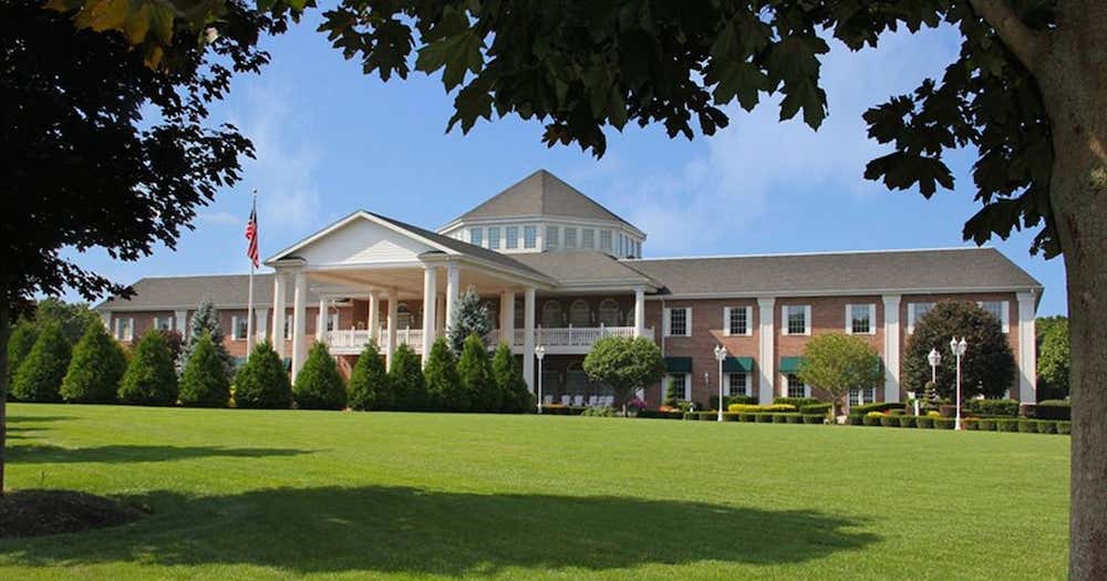 East Wind Caterers, Inn & Spa, Wading River Roadtrippers