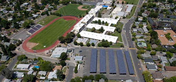 Photo of Petaluma High School