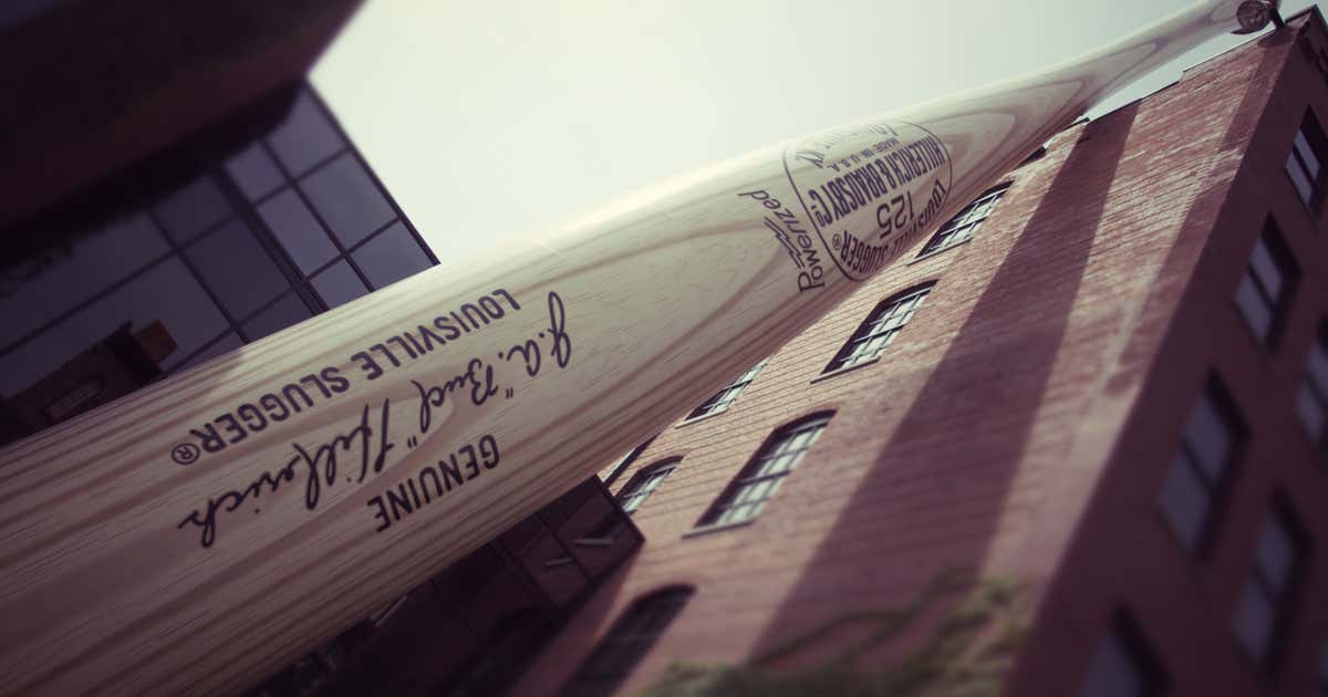 World's Largest Baseball Bat, Louisville Roadtrippers