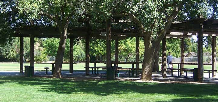 Photo of Woodside Park
