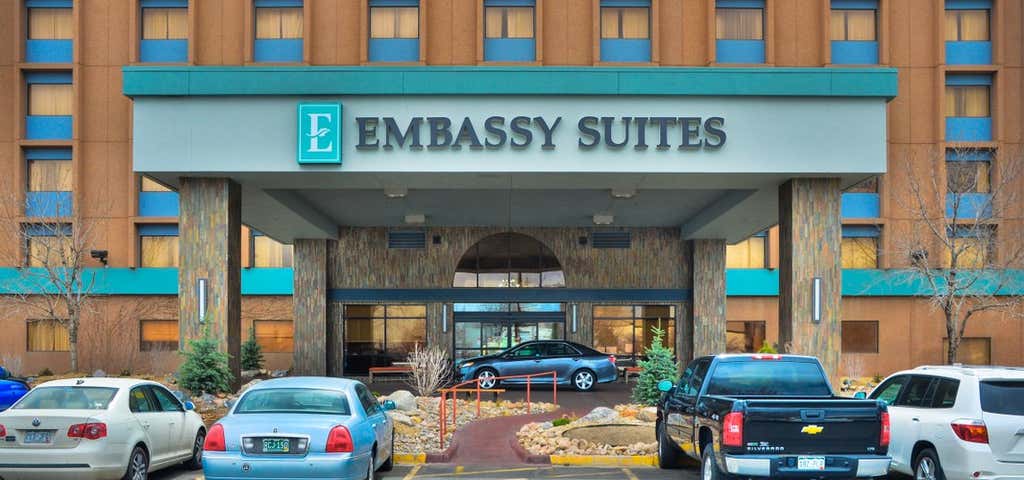 Photo of Embassy Suites by Hilton Denver Stapleton
