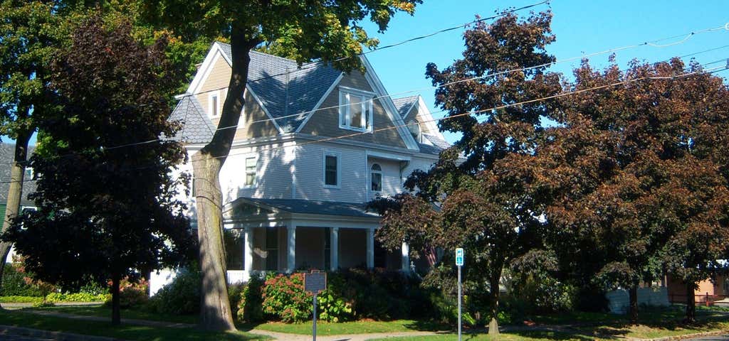 Photo of Franklin Square Bed & Breakfast