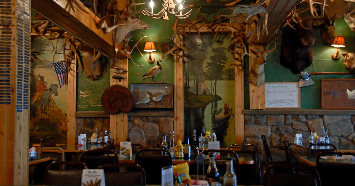 Antlers Restaurant, Sault Ste. Marie Roadtrippers