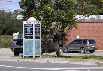 Photo of World's Smallest Police Station