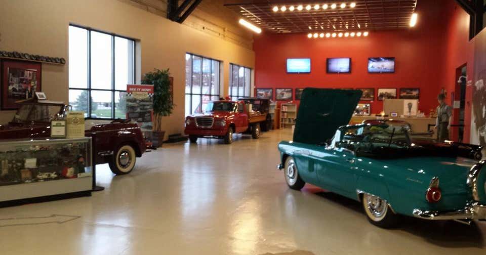 Classic Car Collection, Kearney Roadtrippers