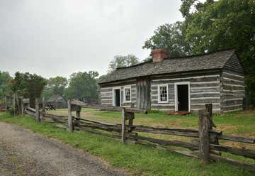 Photo of Lincoln Log Cabin State Historic Site