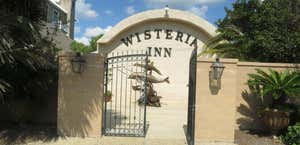 Wisteria Inn