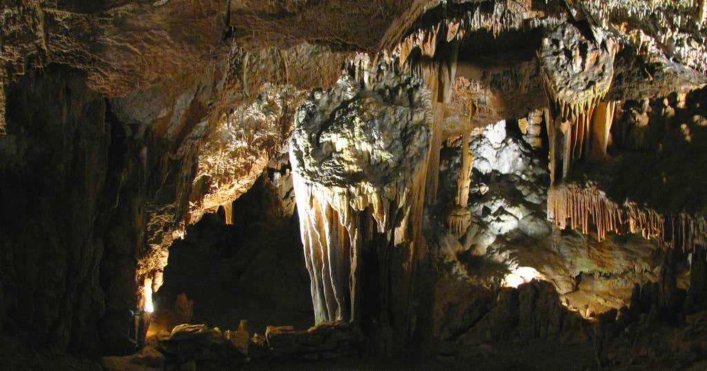 Grand Caverns, Grottoes Roadtrippers