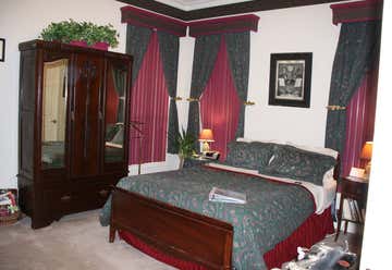 Photo of Woodrow House Bed & Breakfast