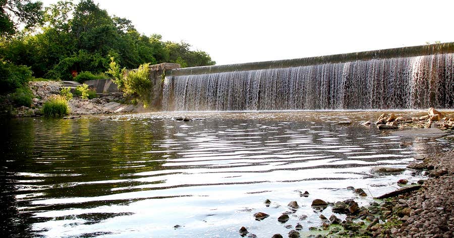 Escape to the Heart of Iowa: A Camping Adventure at Oelwein City Park Campground