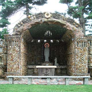 Providence Home Geode Grotto