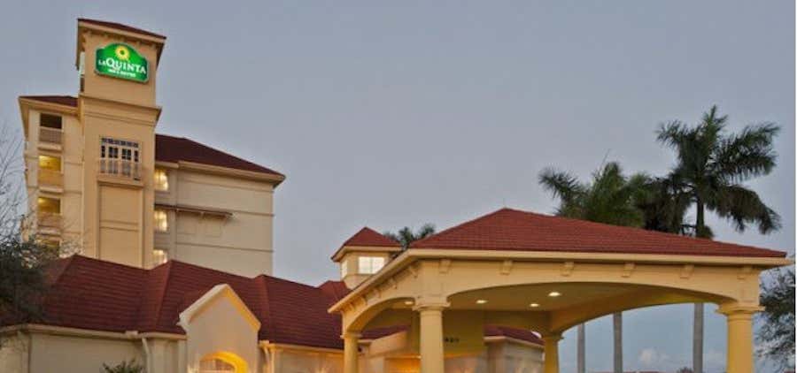 Photo of La Quinta Inn & Suites by Wyndham Ft. Lauderdale Airport