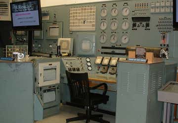Photo of Hanford B Reactor