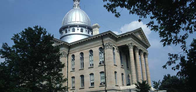 Photo of Macoupin County Courthouse