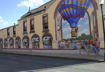 Photo of Main Street Market Mural