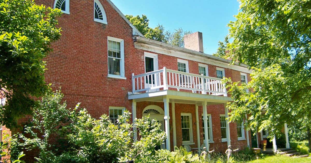 The Meredith House, Cambridge Roadtrippers