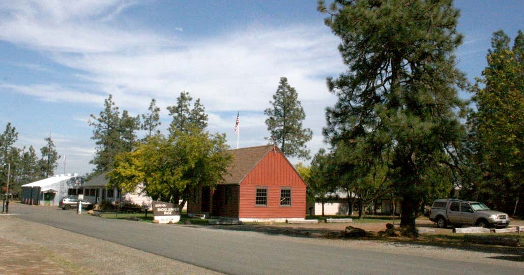 Siskiyou Smokejumper Base Museum, Cave Junction Roadtrippers
