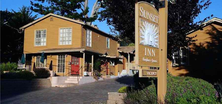 Photo of Sunset Inn - Pacific Grove, California (CA)