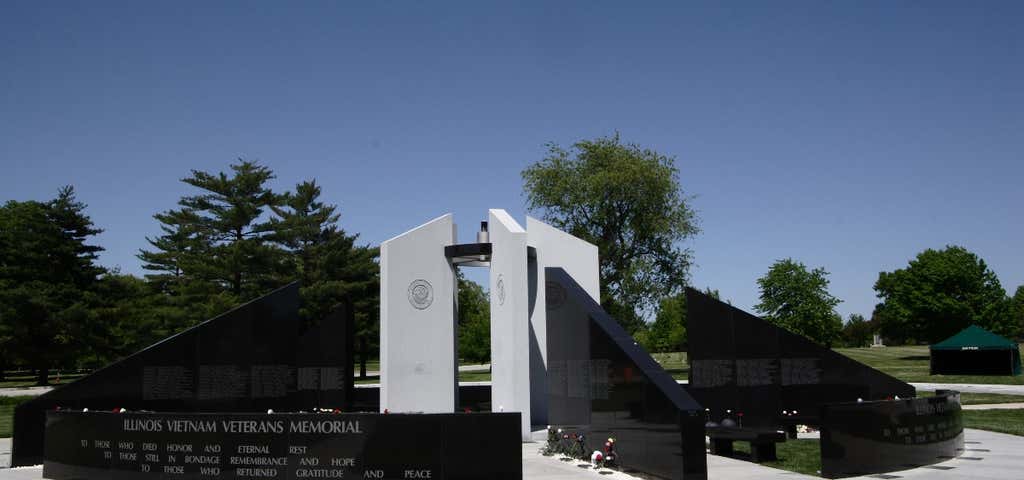 Photo of Illinois Vietnam War Memorial