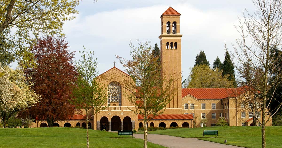 Mount Angel Abbey & Museum, Mount Angel Roadtrippers