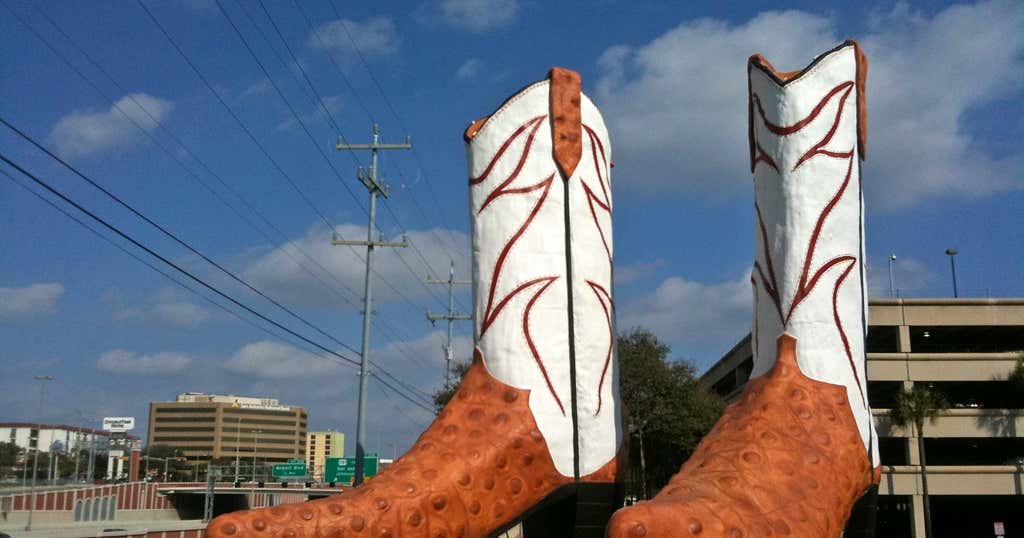 World’s Largest Cowboy Boots, San Antonio Roadtrippers