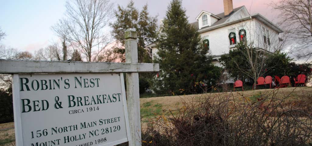 Photo of Robin's Nest Bed and Breakfast