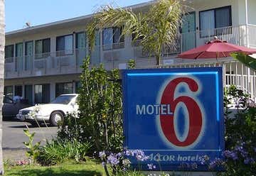 Photo of Motel 6 Santa Barabara - Beach